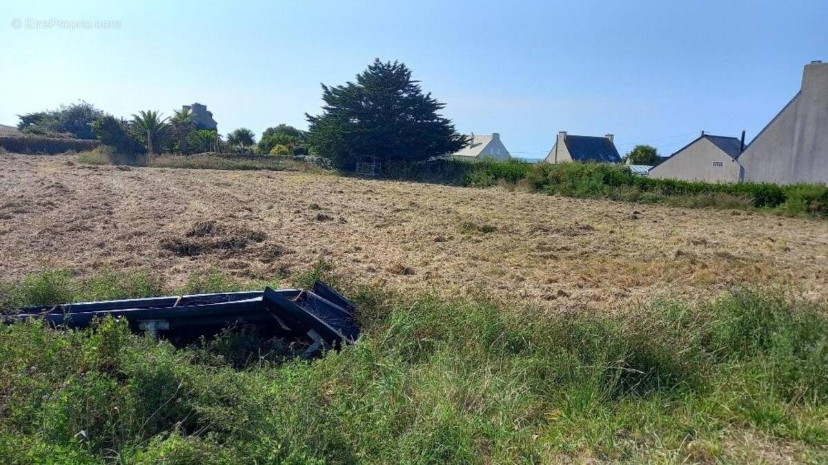 Terrain à KERLOUAN