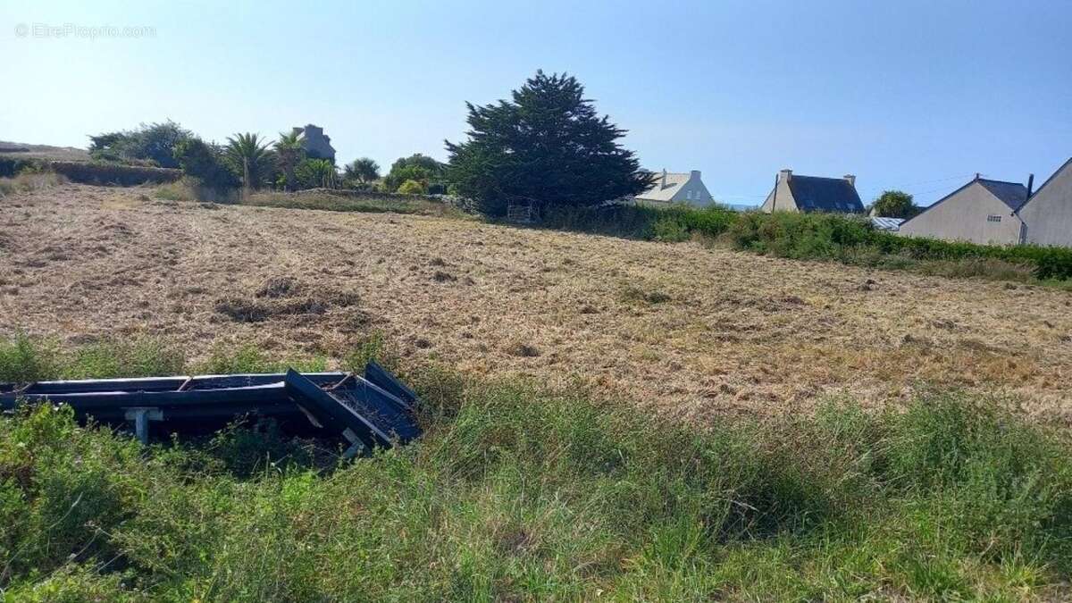 Terrain à KERLOUAN