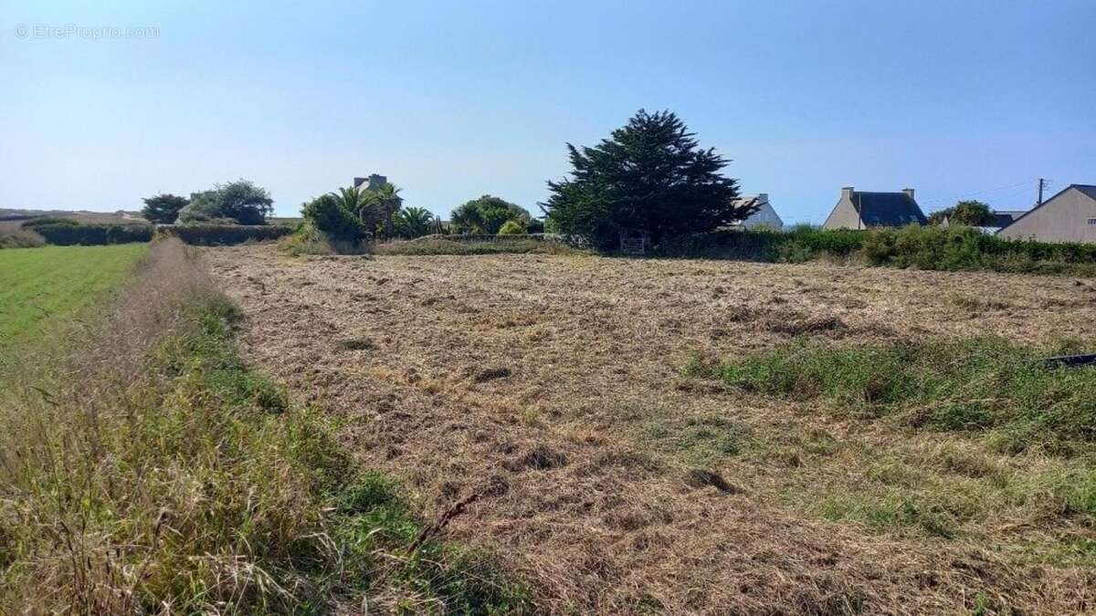 Terrain à KERLOUAN