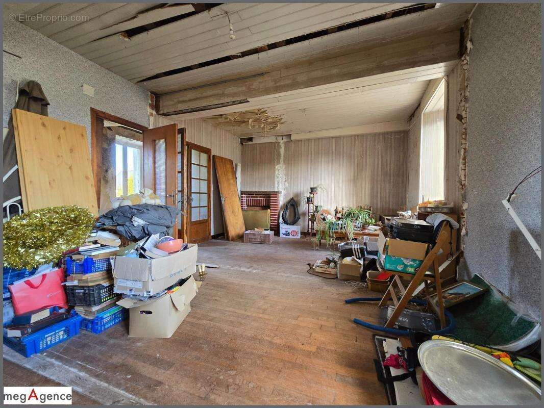 Maison à SAINT-BRICE-EN-COGLES