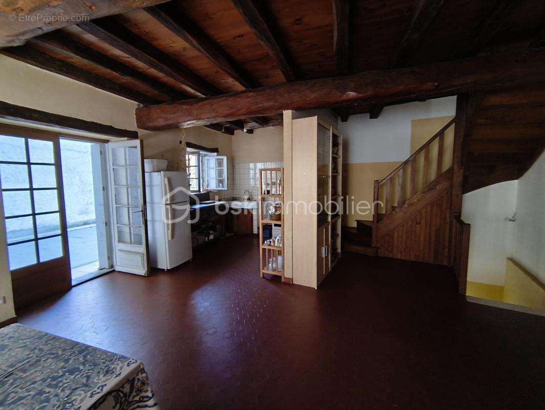 Maison à CUXAC-CABARDES