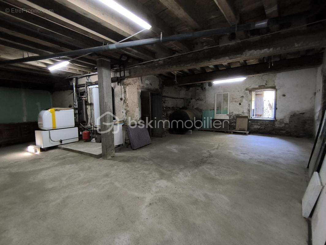 Maison à CUXAC-CABARDES