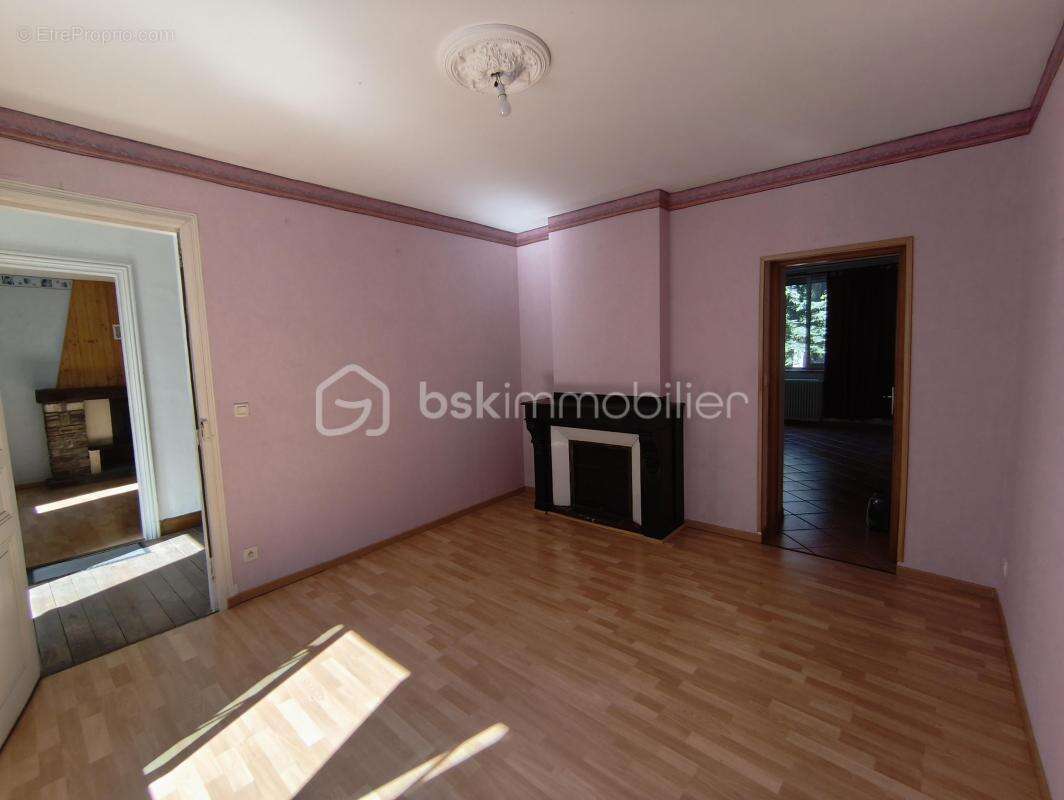 Maison à CUXAC-CABARDES