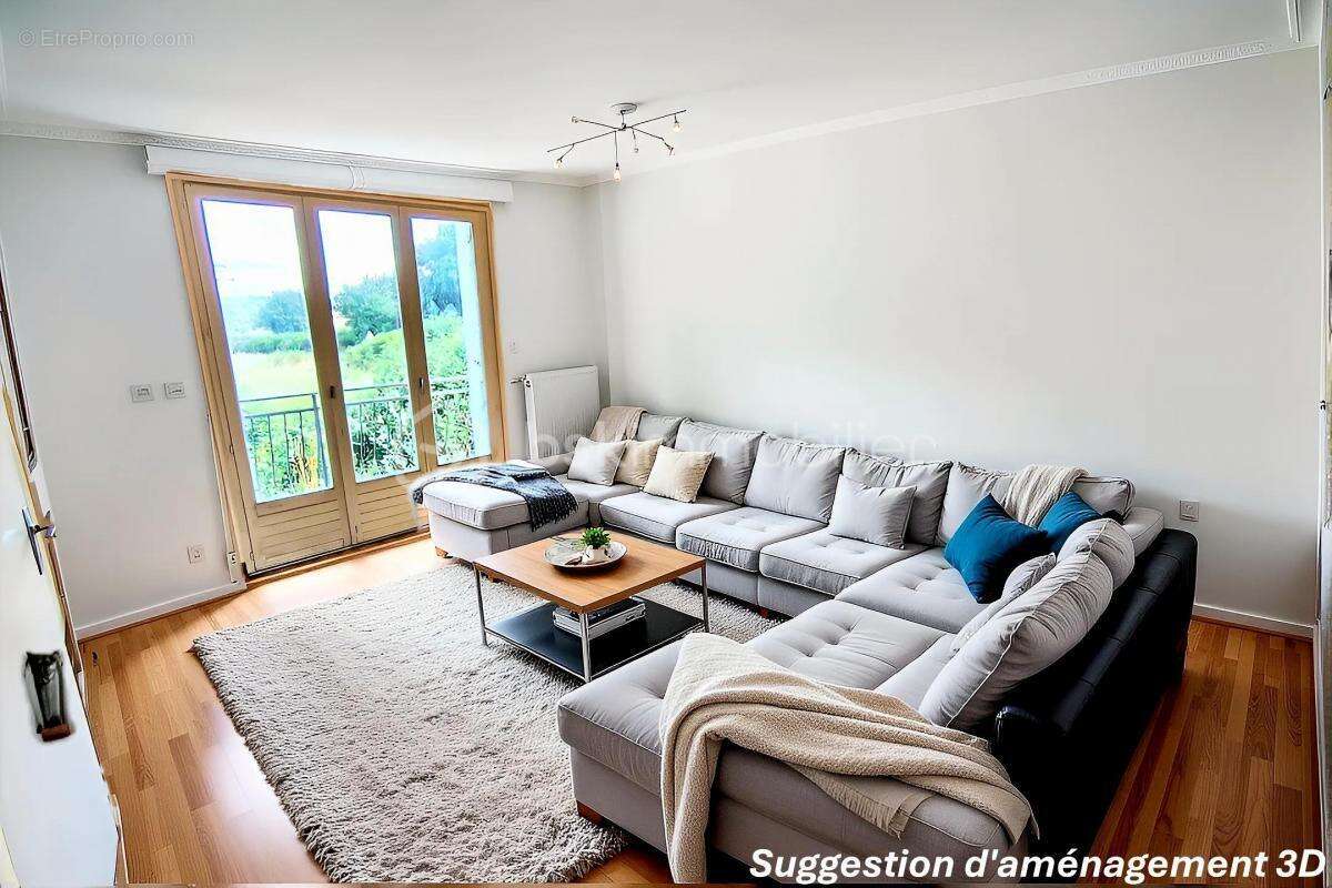 Maison à CHATEAUNEUF-DU-FAOU