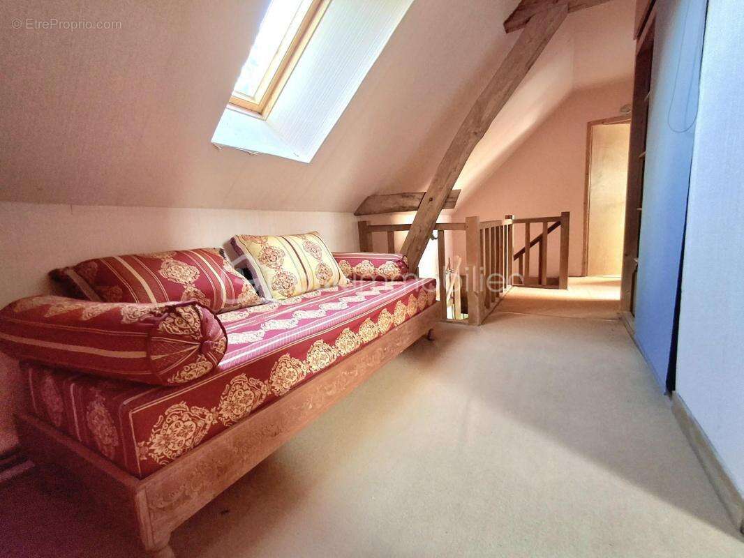 Maison à SAINT-MAURICE-AUX-RICHES-HOMMES