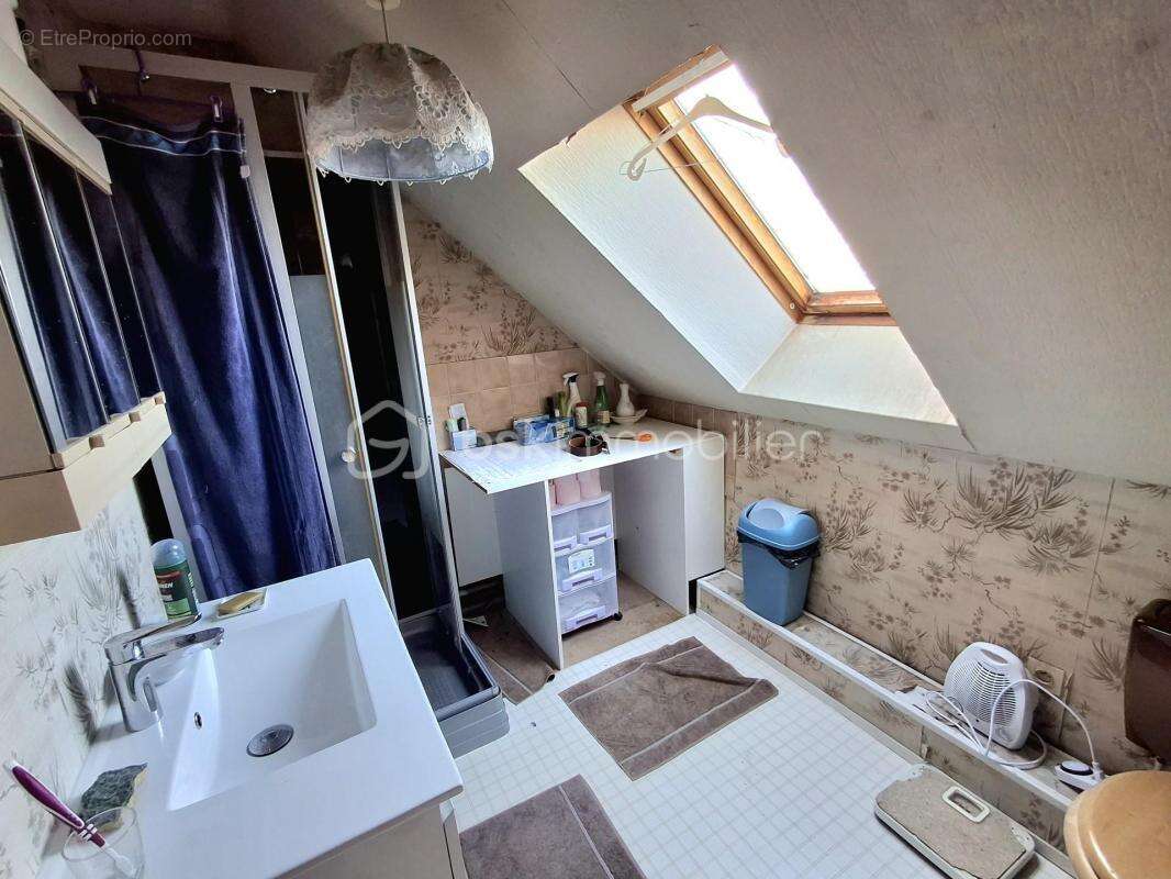 Maison à SAINT-MAURICE-AUX-RICHES-HOMMES