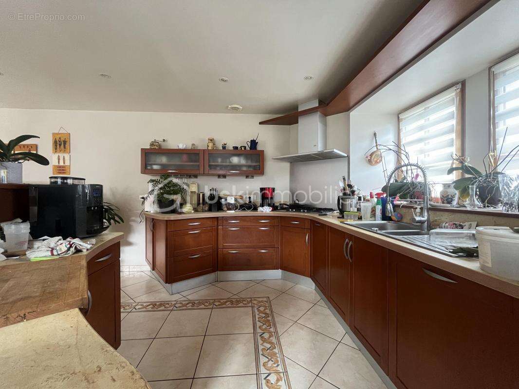 Maison à PLOMODIERN