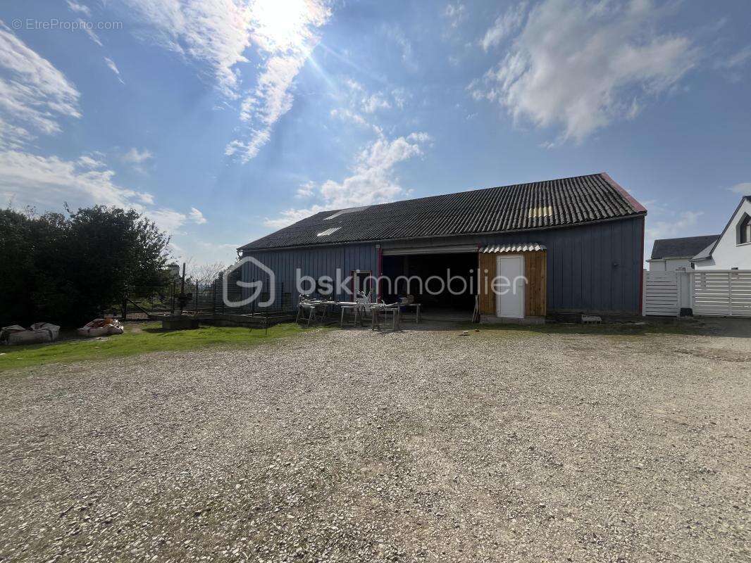 Maison à PLOMODIERN