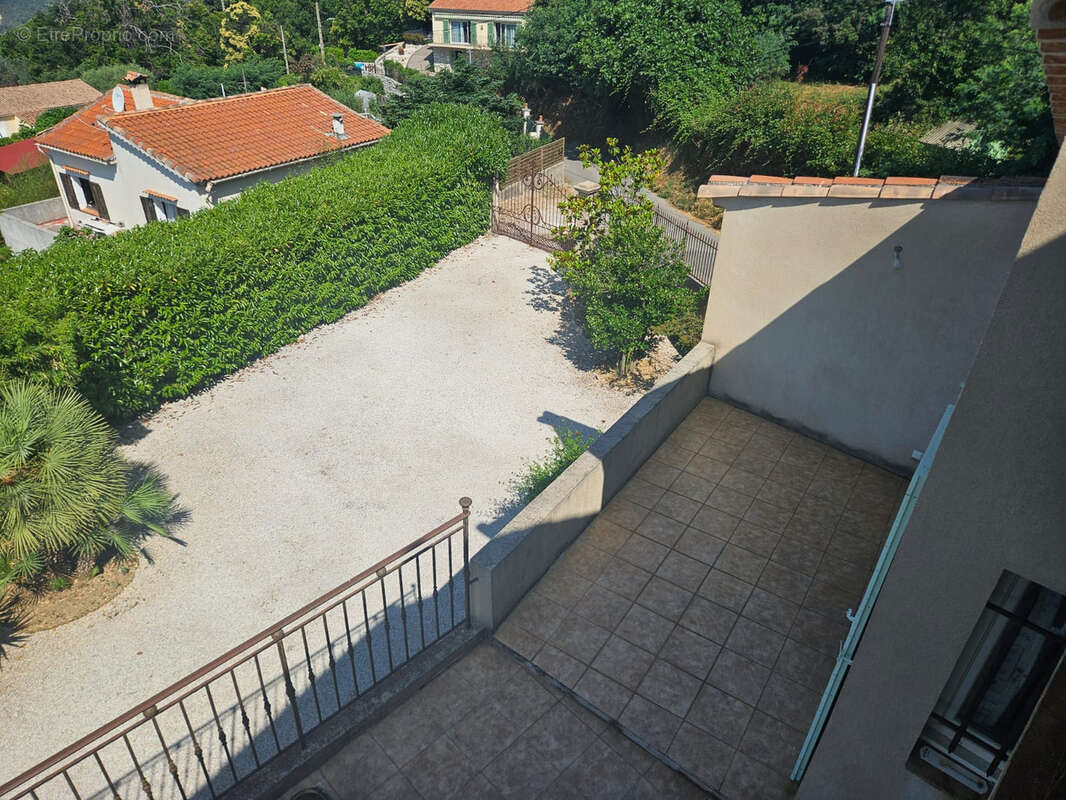 Maison à BERRE-LES-ALPES