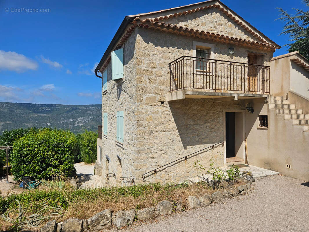 Maison à BERRE-LES-ALPES