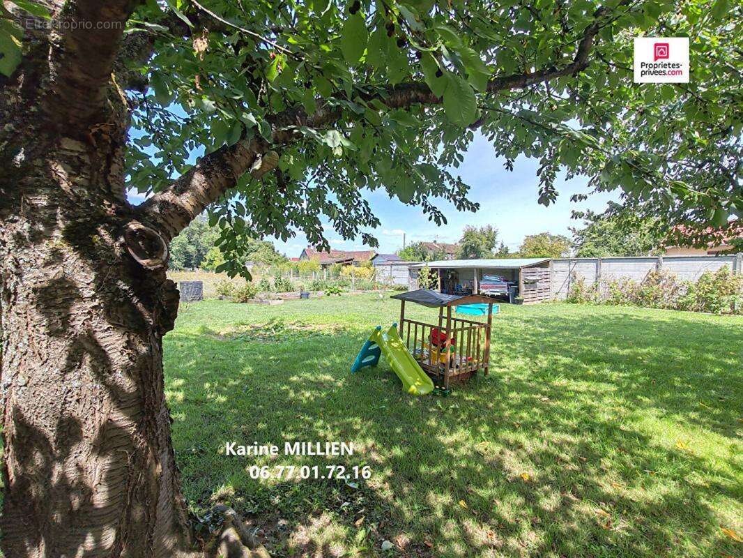 Maison à MESNIL-SUR-L&#039;ESTREE