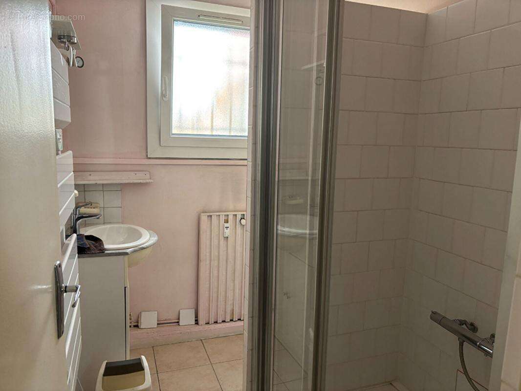 Appartement à SALERNES