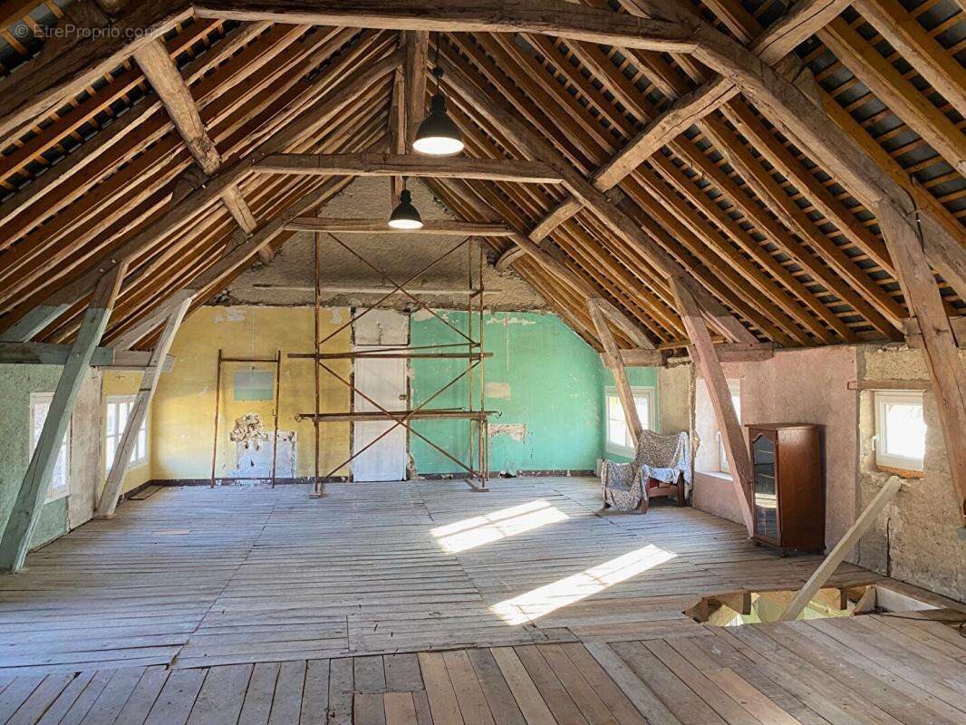 Maison à PRESSIGNY-LES-PINS