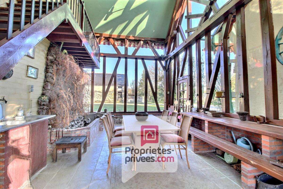 Maison à PRESSIGNY-LES-PINS