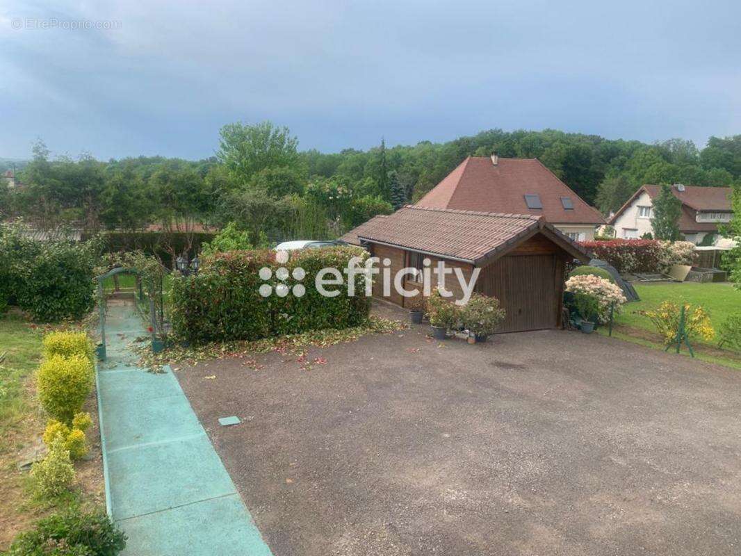 Maison à VILLERSEXEL