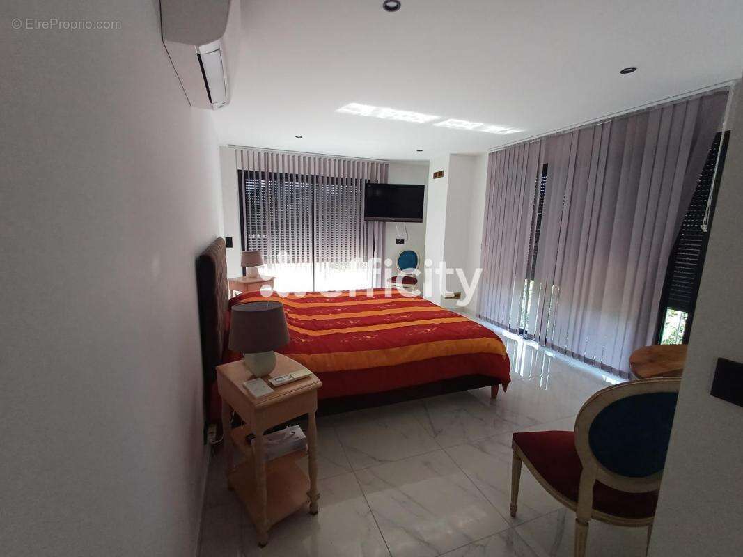 Maison à DRAGUIGNAN