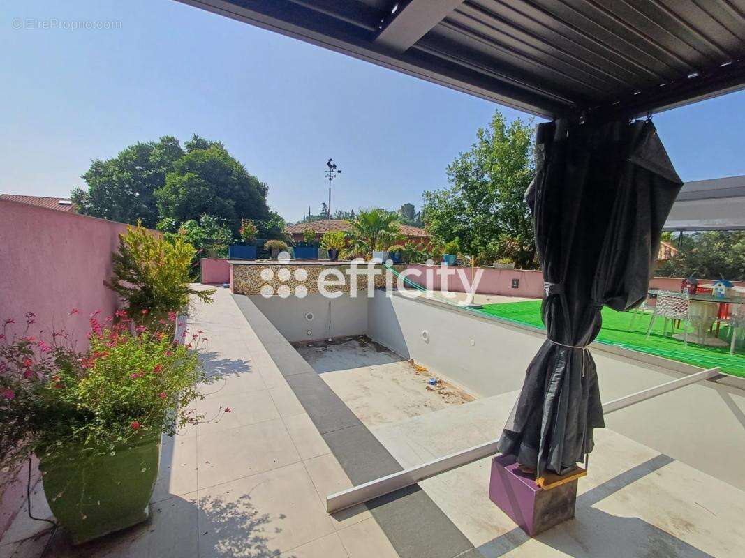 Maison à DRAGUIGNAN