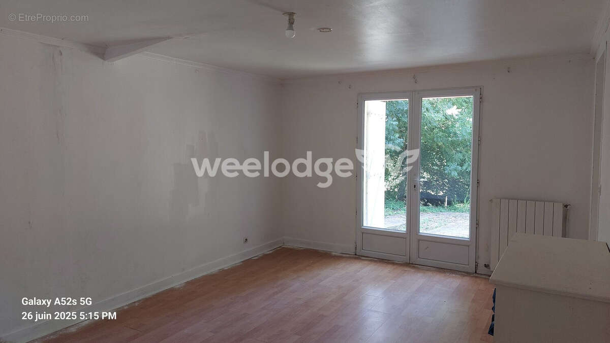 Maison à CHEVRY-EN-SEREINE