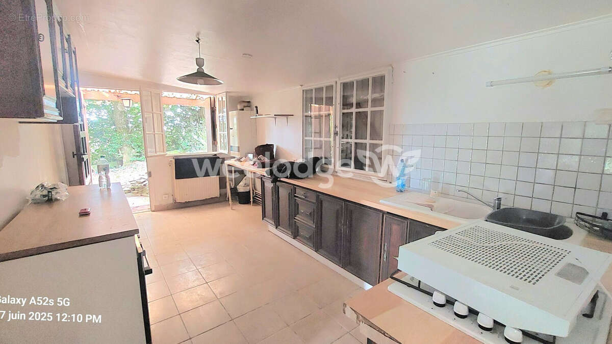 Maison à CHEVRY-EN-SEREINE