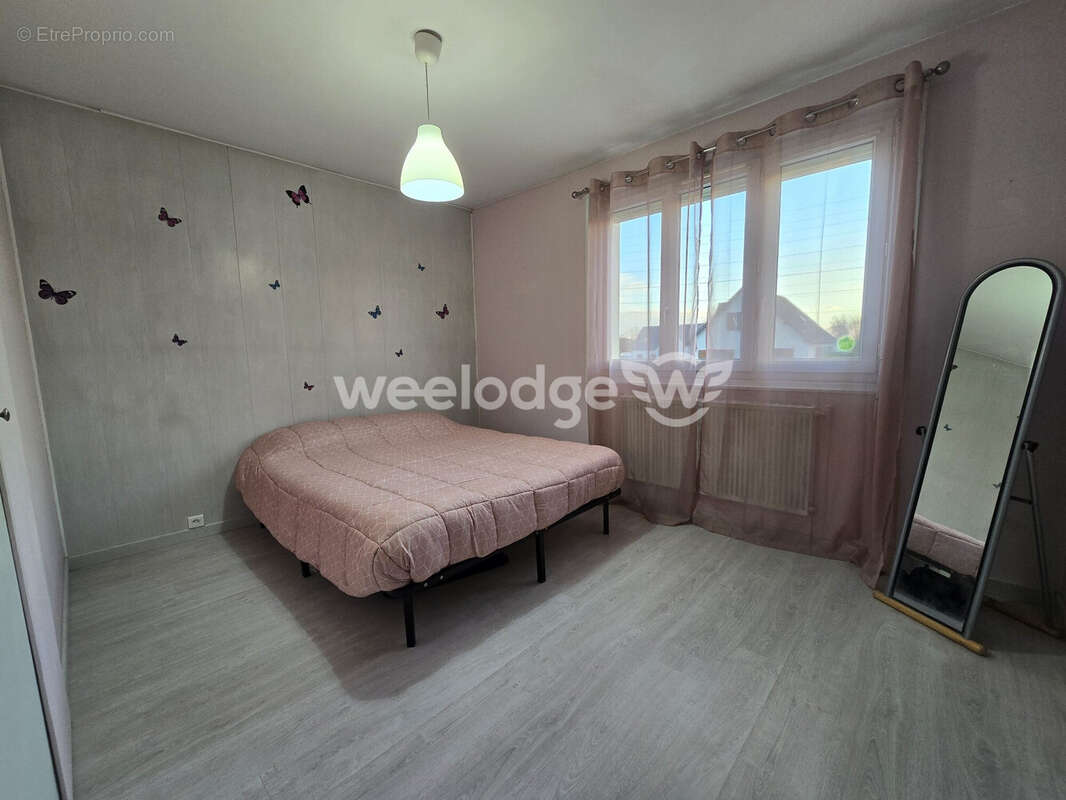 Maison à MAINVILLIERS