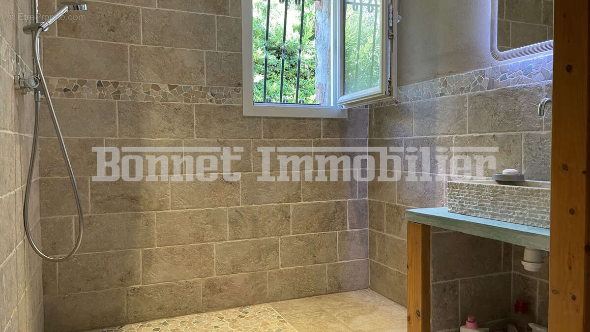 Maison à SAINT-SAUVEUR-GOUVERNET