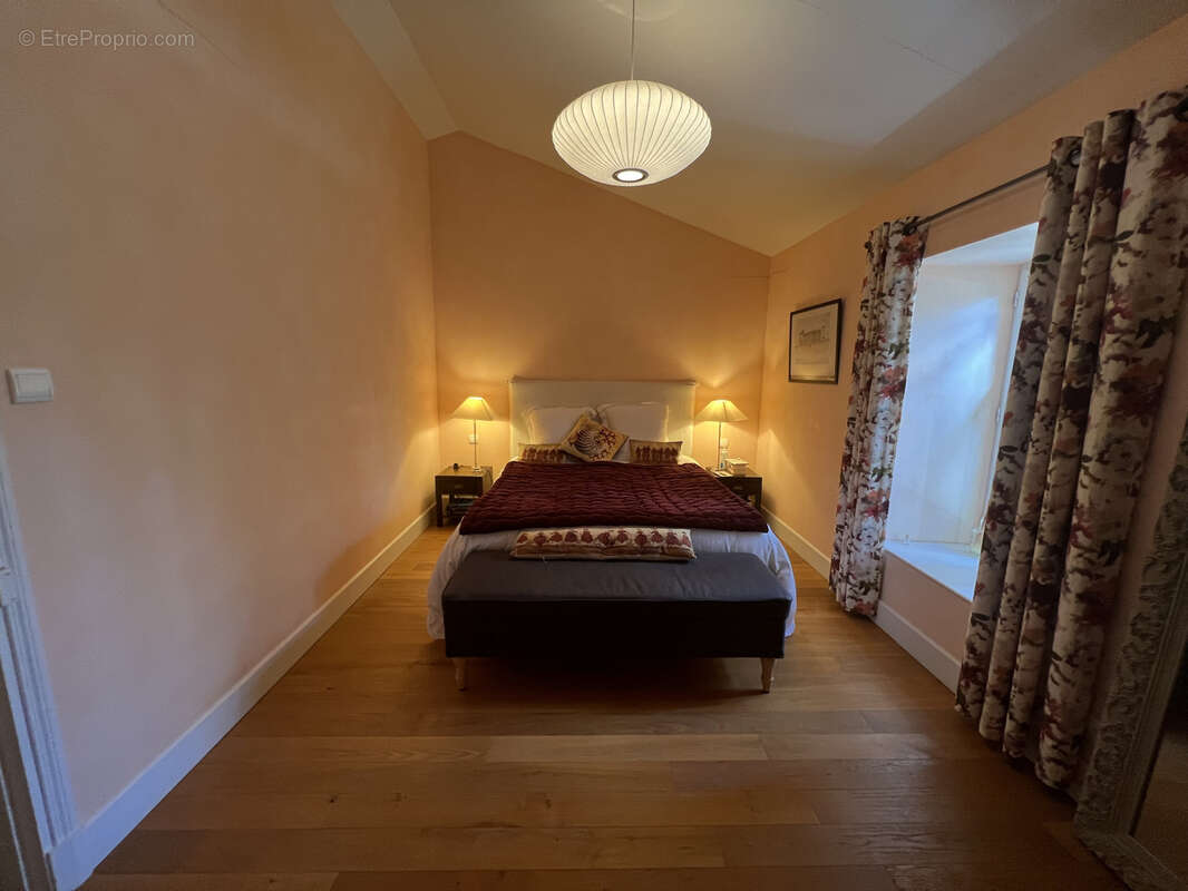 Maison à TALMONT-SAINT-HILAIRE