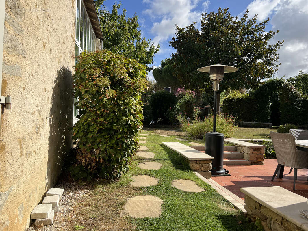 Maison à TALMONT-SAINT-HILAIRE