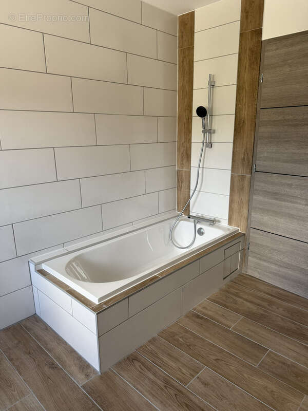 Maison à VOUJEAUCOURT