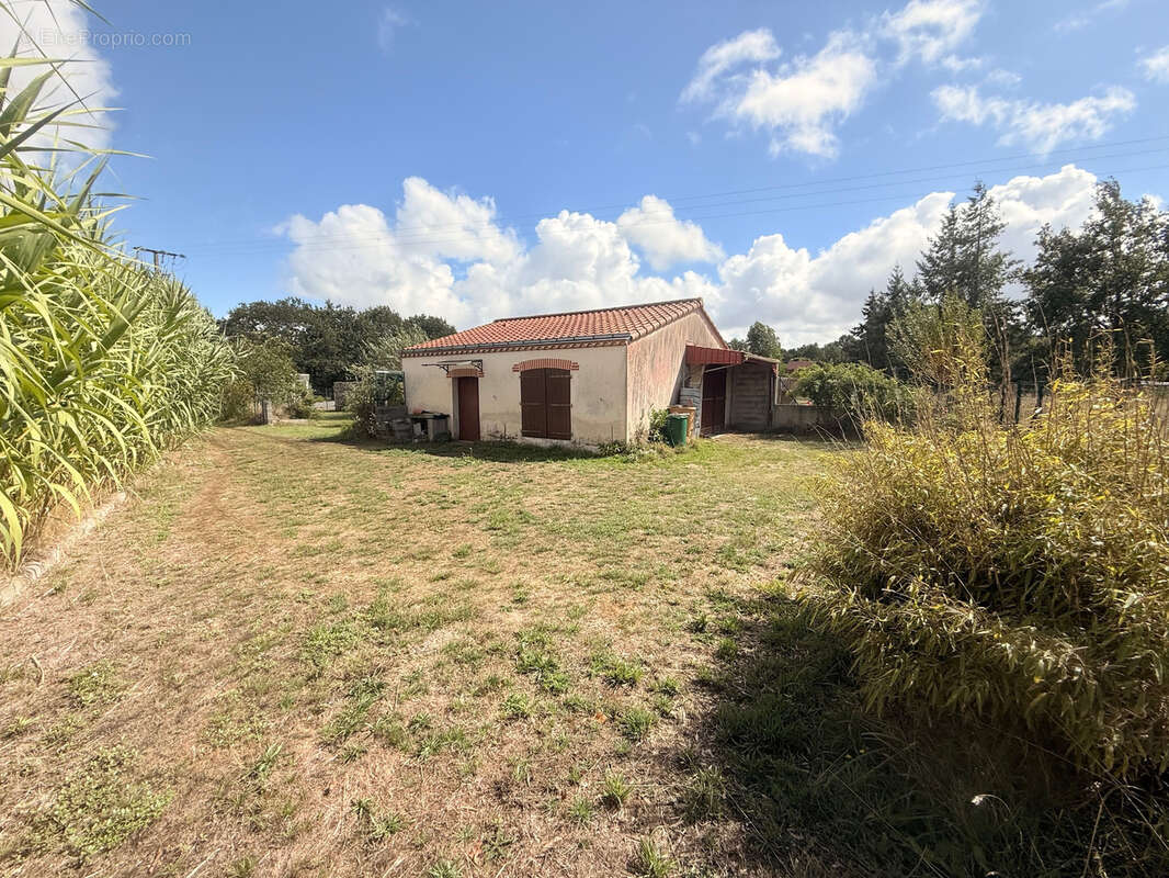 Maison à LA CHEVROLIERE