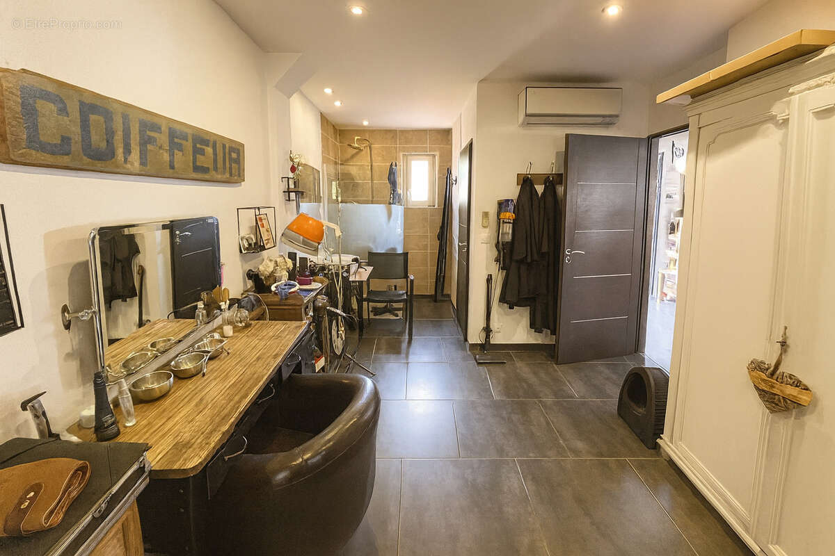 Maison à FLASSANS-SUR-ISSOLE