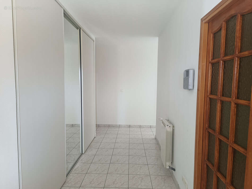 Maison à LE PEAGE-DE-ROUSSILLON