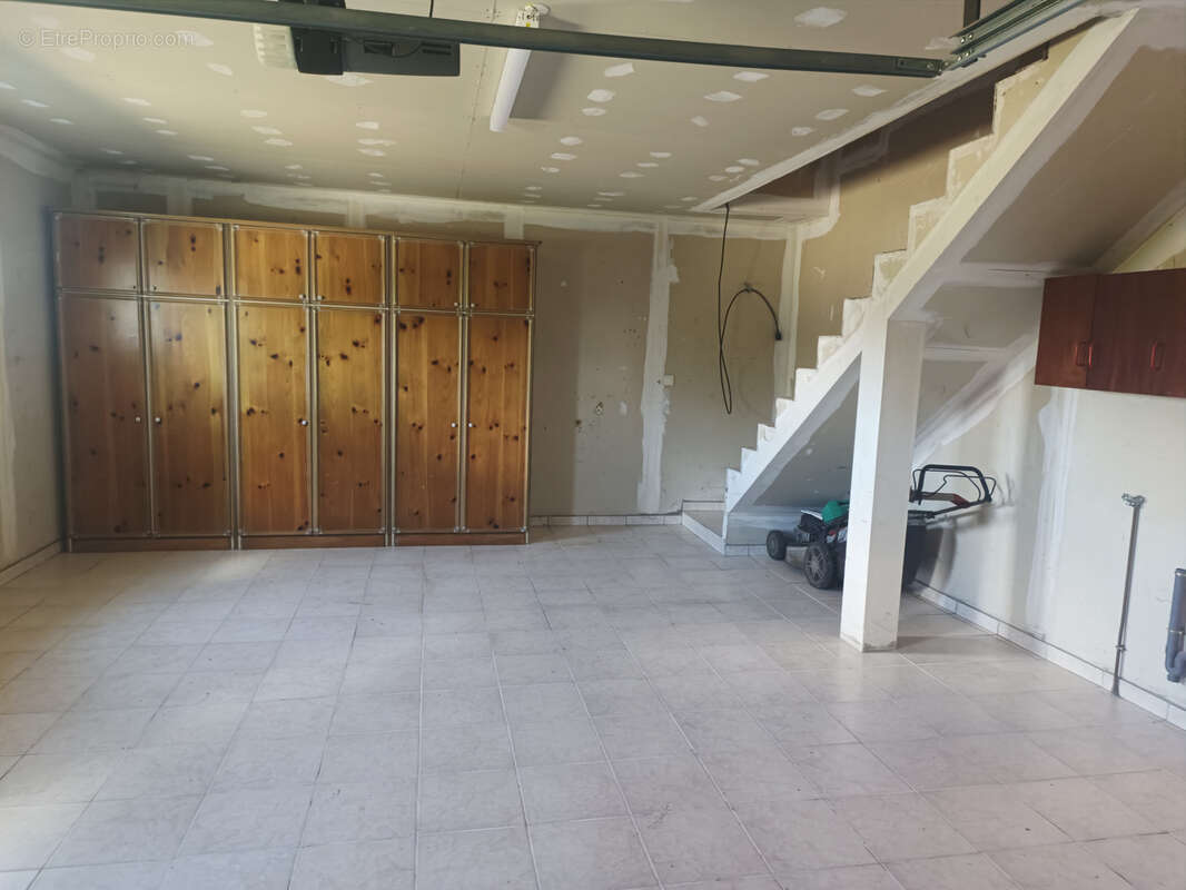 Maison à LE PEAGE-DE-ROUSSILLON