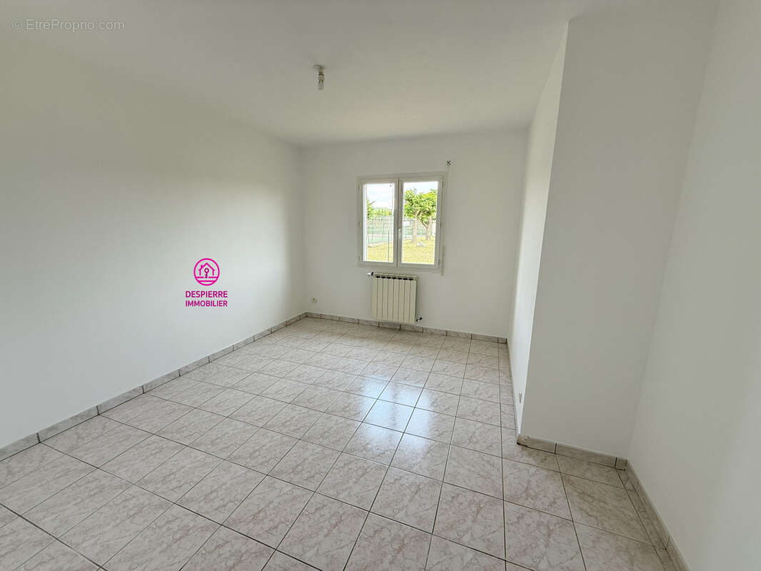 Maison à LE PEAGE-DE-ROUSSILLON