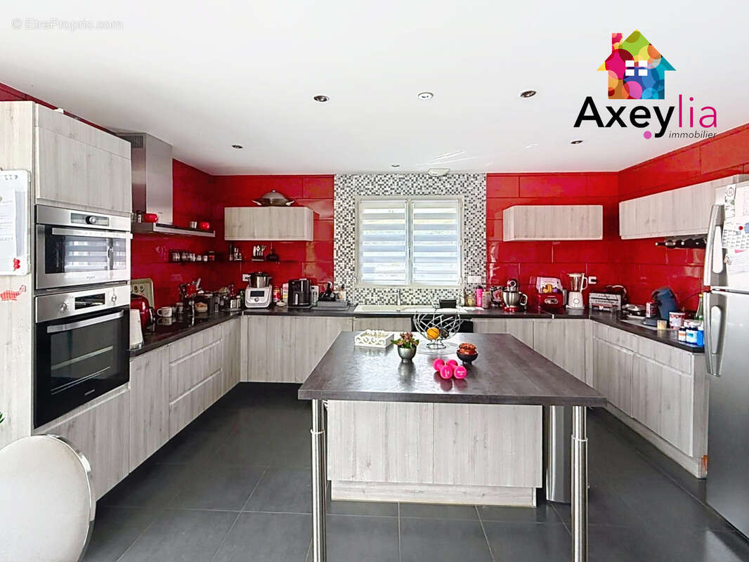 Maison à VENDENESSE-SUR-ARROUX