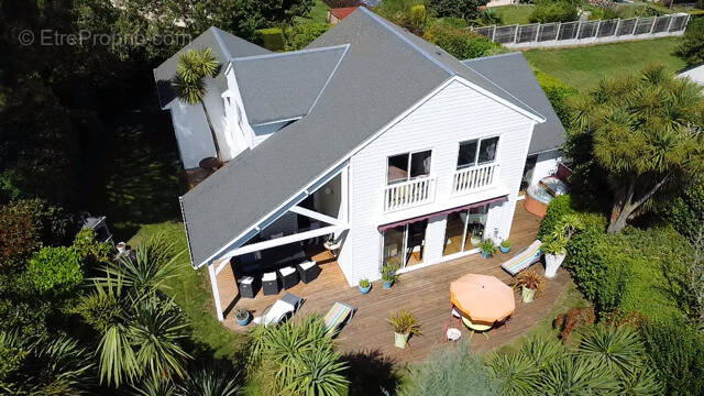 Maison à COUDEVILLE-SUR-MER