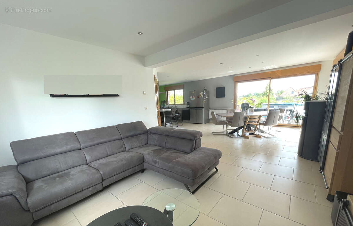 Maison à HOUTKERQUE