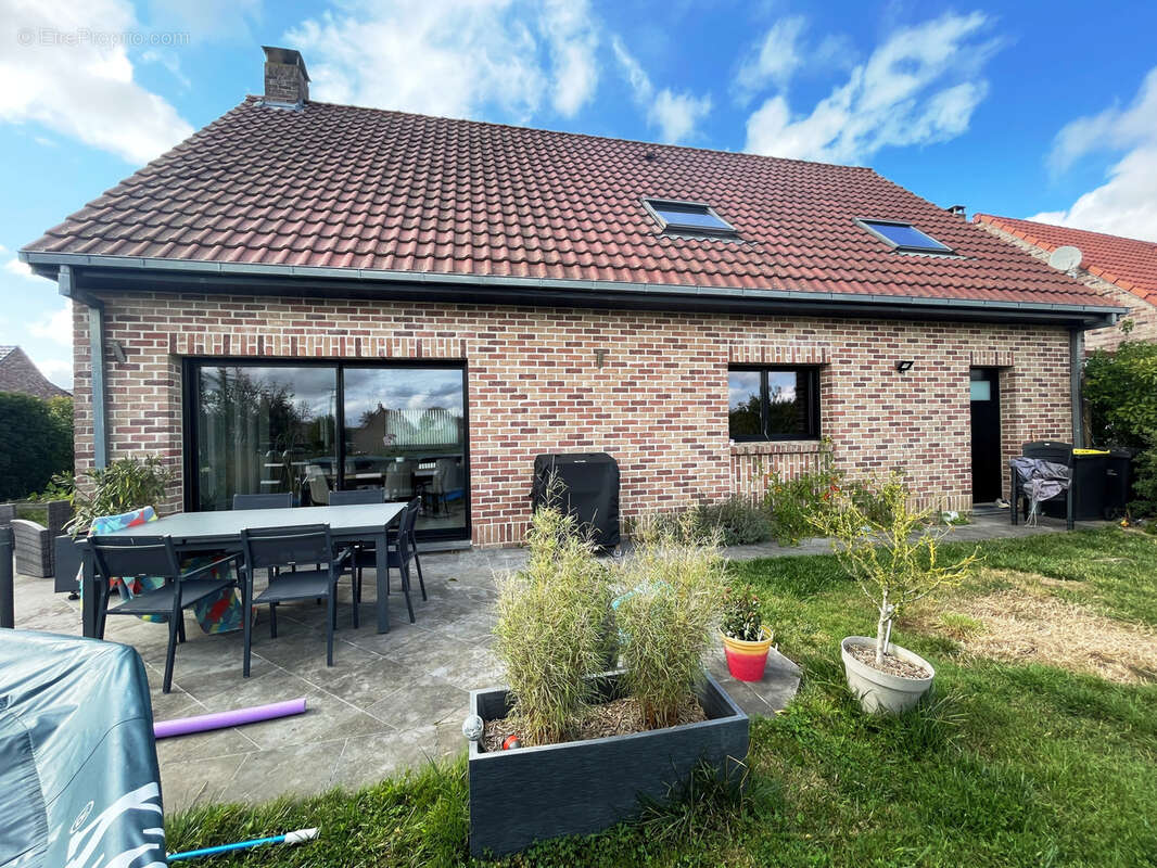 Maison à HOUTKERQUE