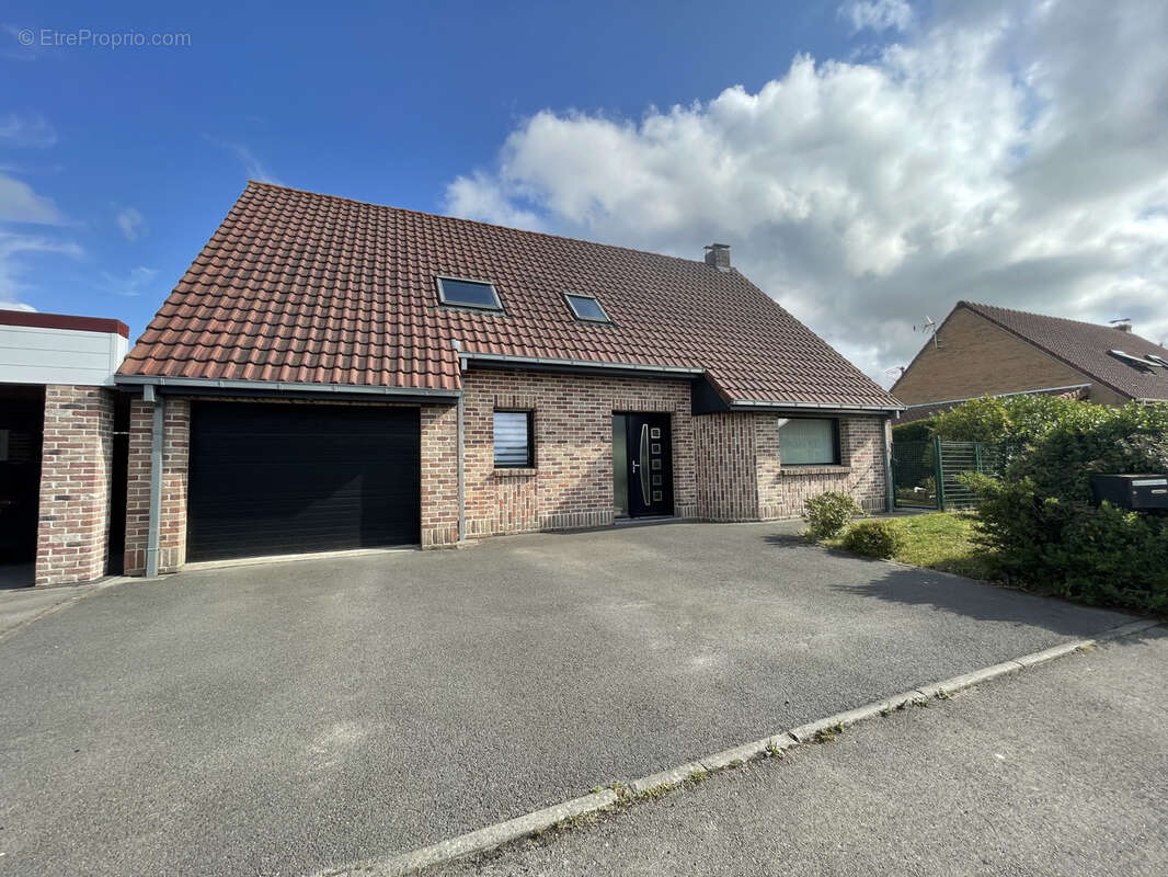 Maison à HOUTKERQUE