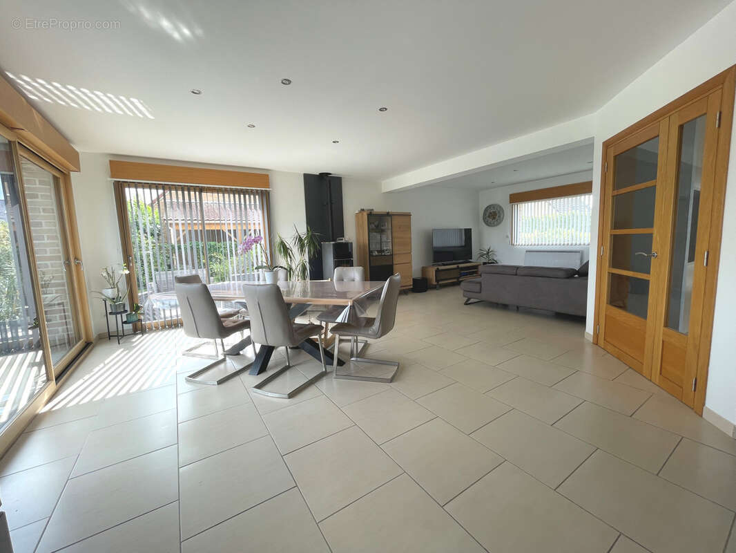 Maison à HOUTKERQUE