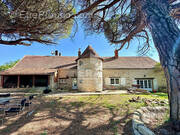 Maison à LA MADELEINE-SUR-LOING