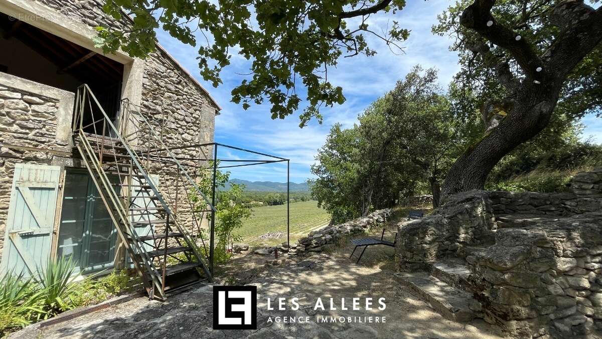 Appartement à GRIGNAN