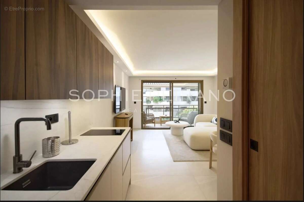 Appartement à CANNES