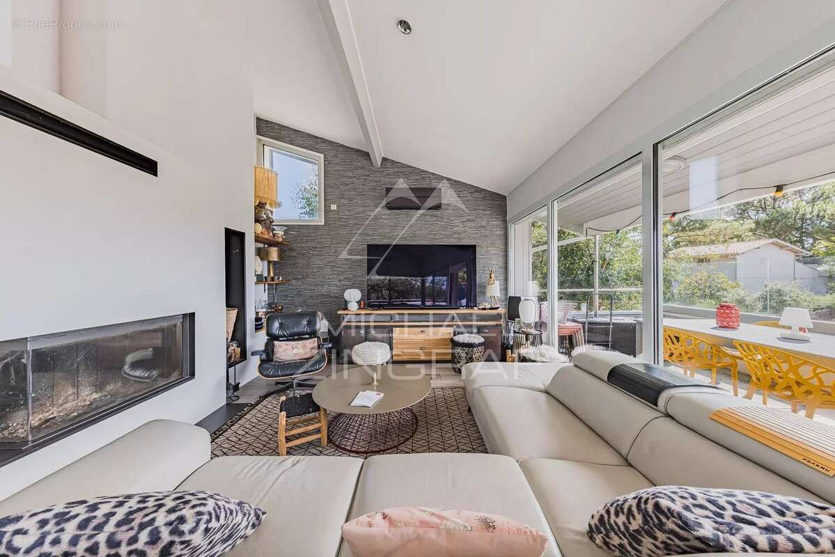 Maison à LE BOUSCAT