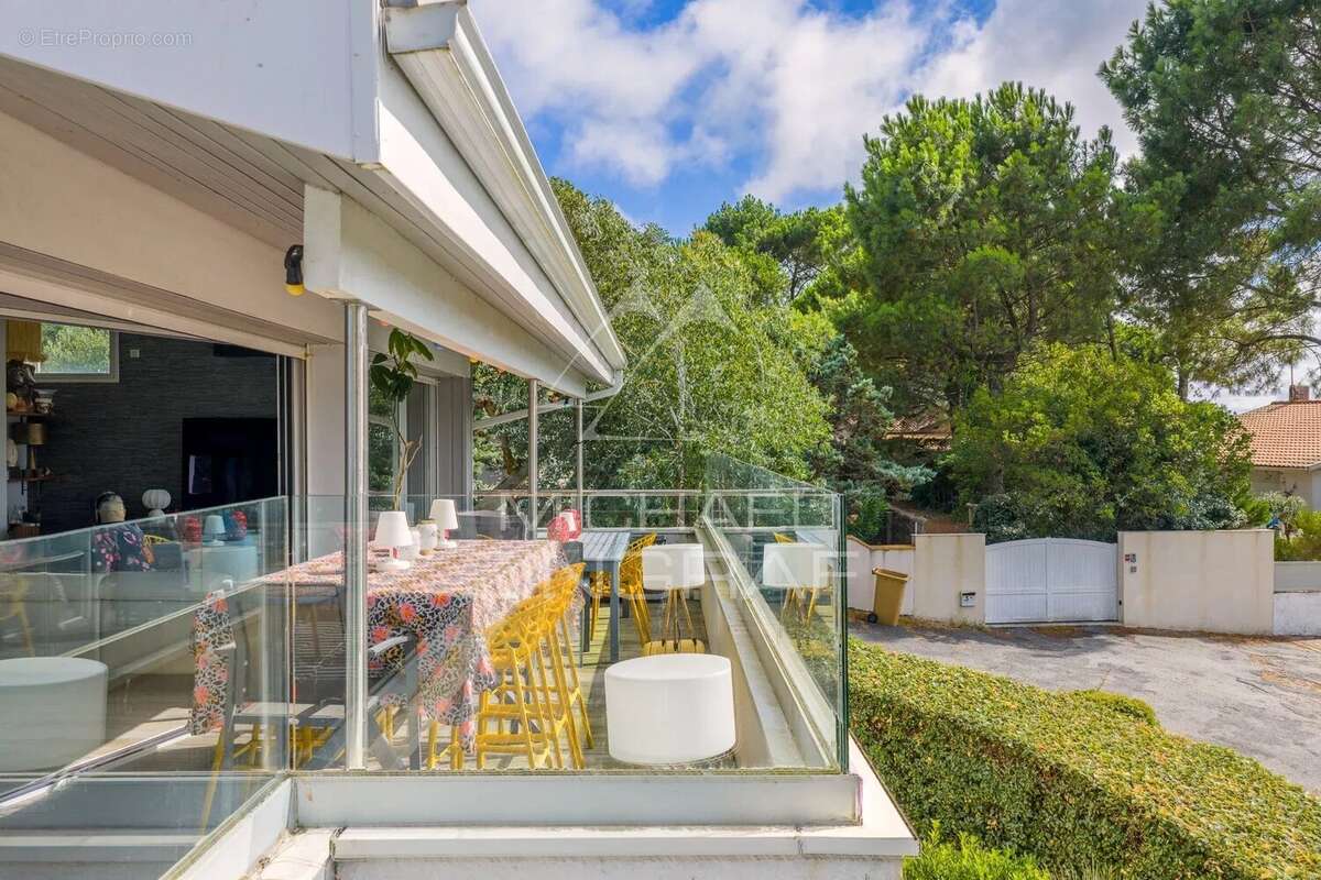 Maison à LE BOUSCAT