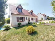 Maison à SAINT-SULPICE-DE-POMMERAY