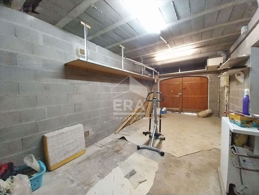 Maison à SAINT-SULPICE-DE-POMMERAY