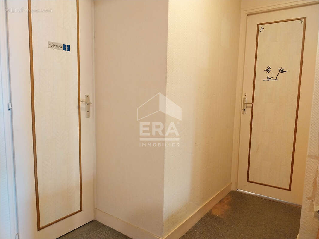 Maison à SAINT-SULPICE-DE-POMMERAY