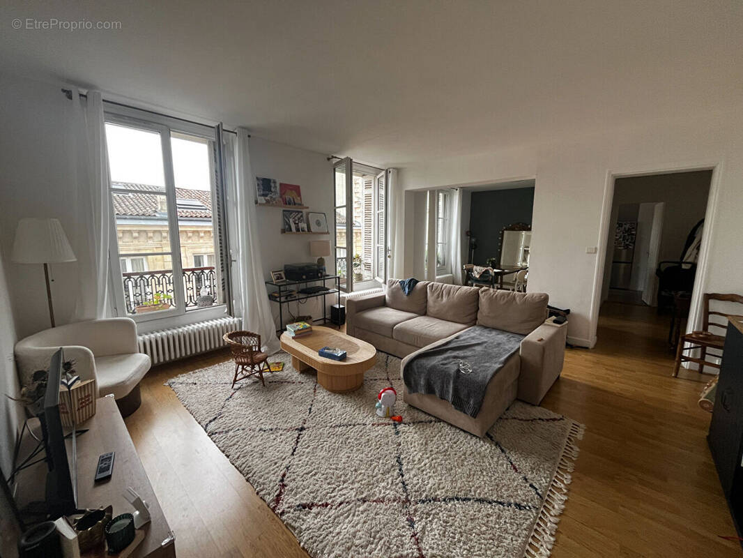 Appartement à BORDEAUX