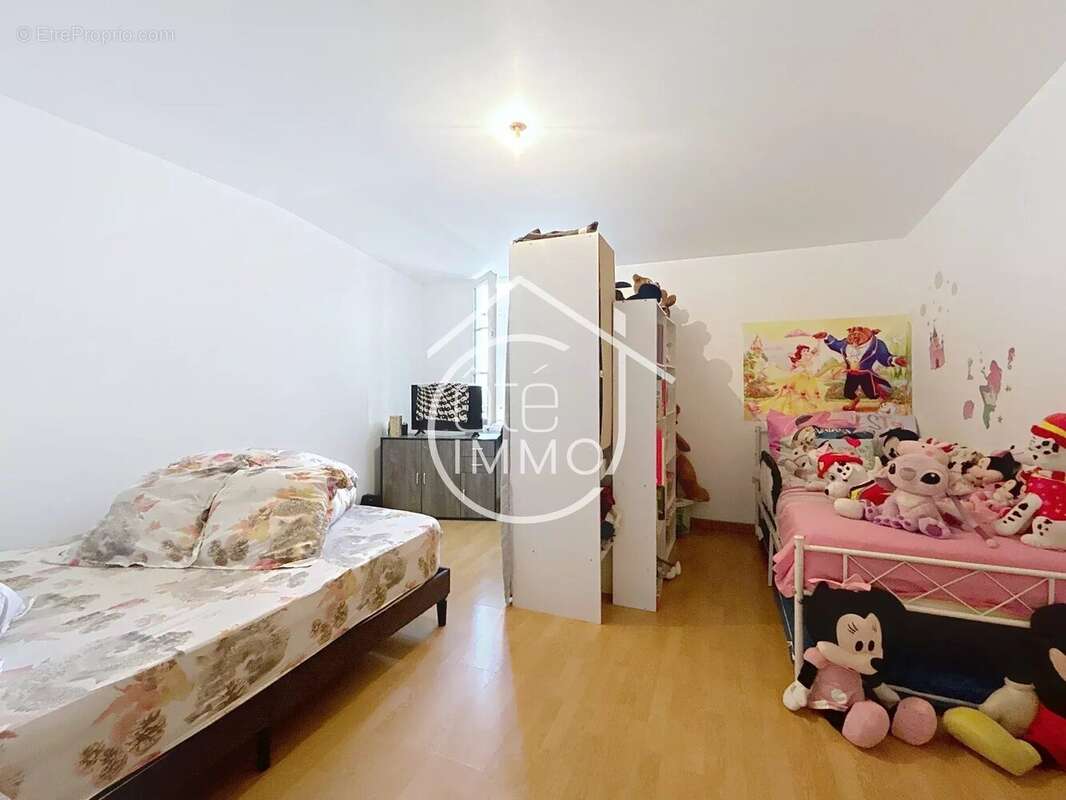 Maison à CASTILLON-LA-BATAILLE