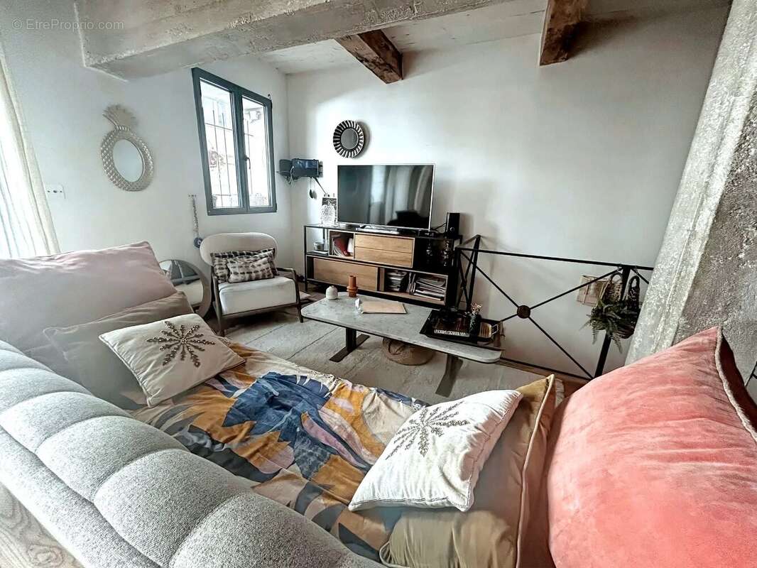 Appartement à MARSEILLE-7E